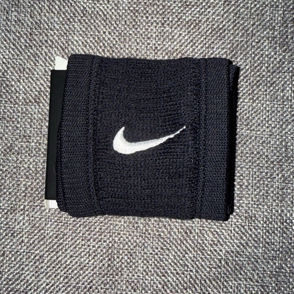 Nike Dri Fit Black Wrist Sweatband OS